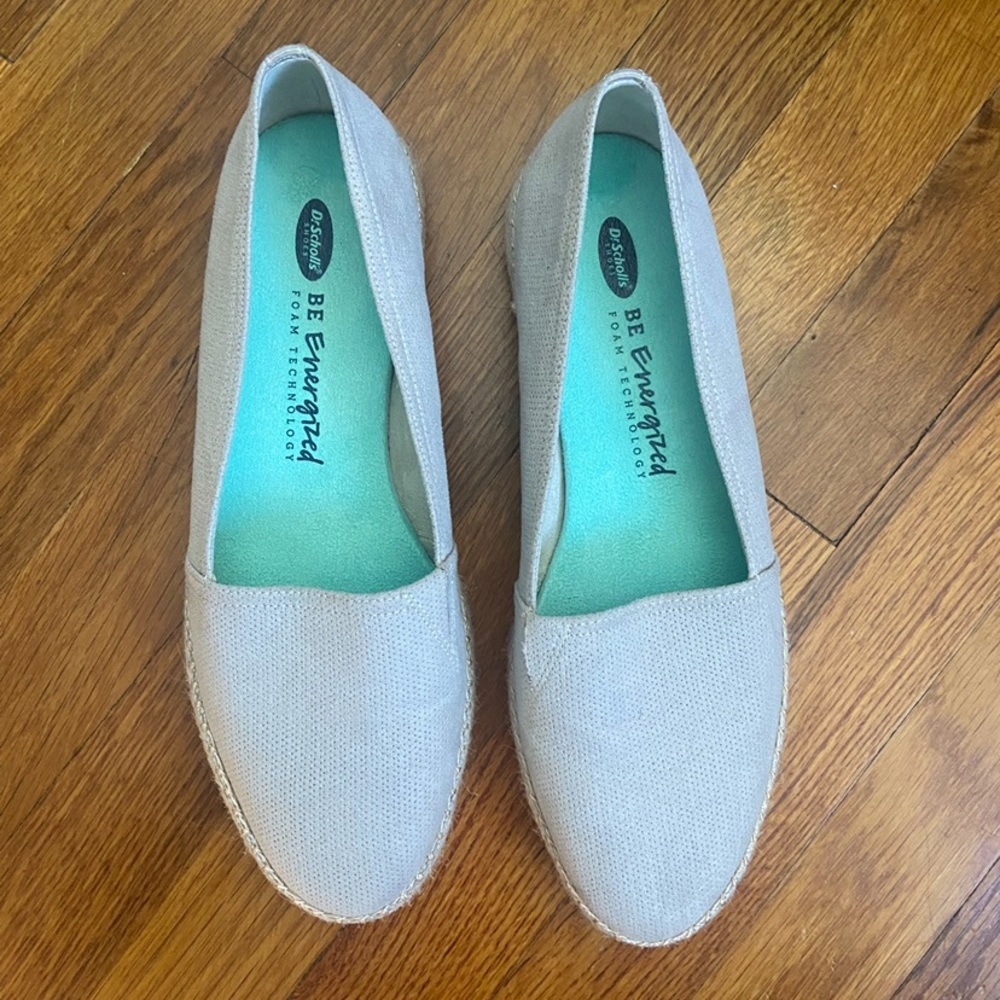 Never Worn Dr. Scholl’s Size 9 Slip On Shoe with Memory Foam Inserts
